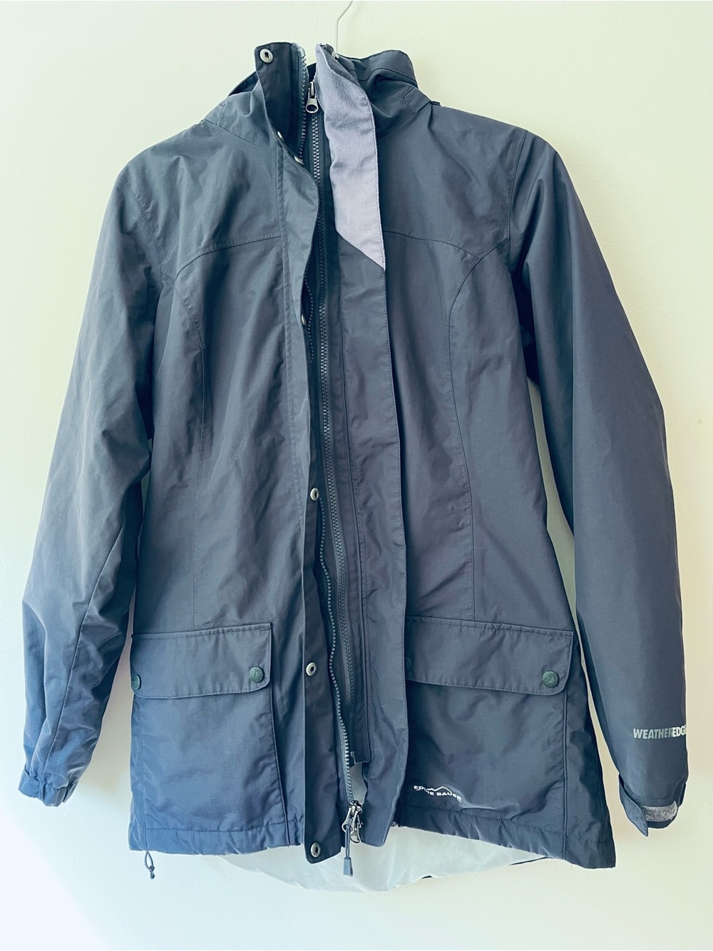 Eddie Bauer Purple,Weather Edge Utility Jacket Women’s Size Medium. Weatherproof